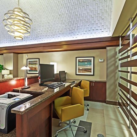 Embassy Suites By Hilton Dallas Market Center Zewnętrze zdjęcie