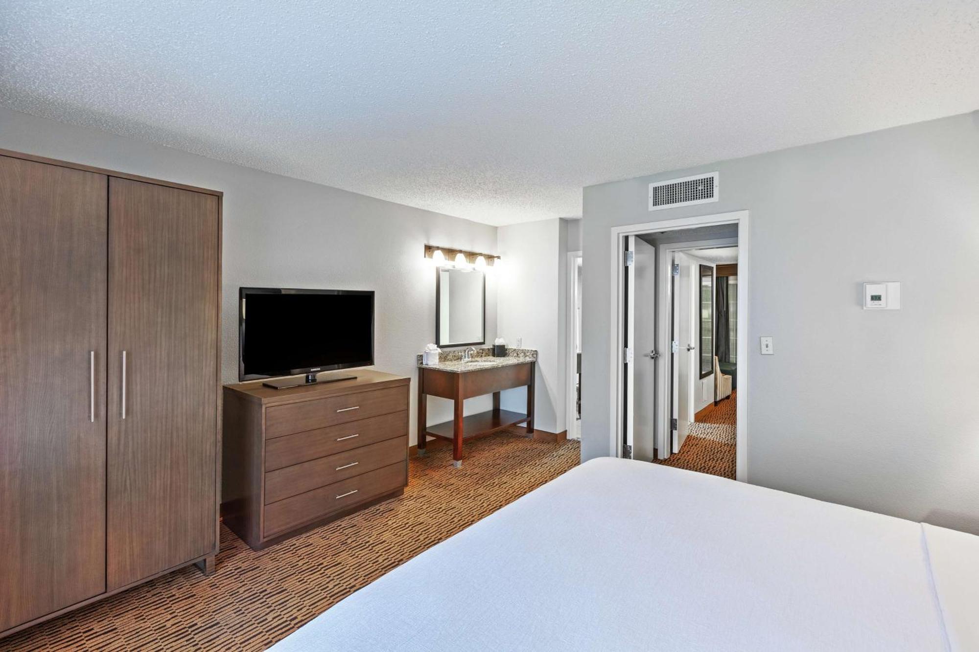 Embassy Suites By Hilton Dallas Market Center Zewnętrze zdjęcie