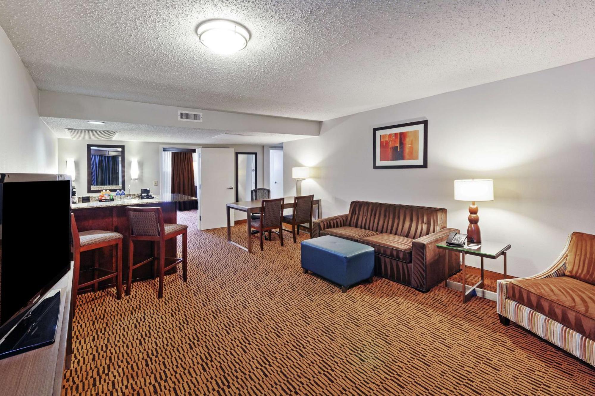 Embassy Suites By Hilton Dallas Market Center Zewnętrze zdjęcie