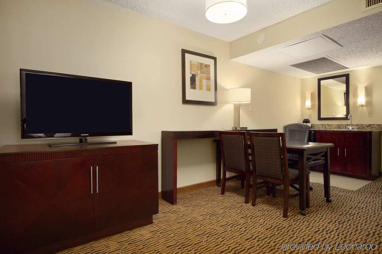 Embassy Suites By Hilton Dallas Market Center Pokój zdjęcie